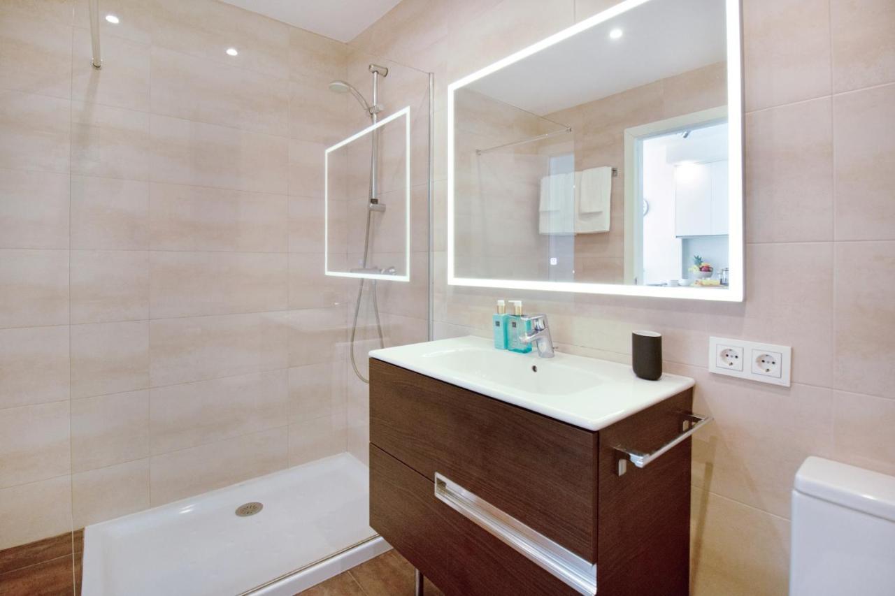 Modern Beach Apartment Romana Playa 723 In Marbella, Elviria Exterior foto