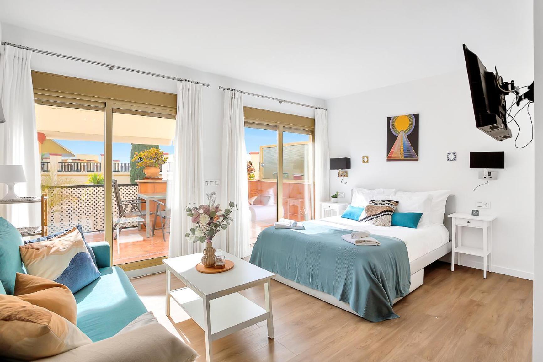 Modern Beach Apartment Romana Playa 723 In Marbella, Elviria Exterior foto